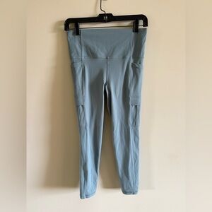 Athleta Salutation Cargo 7/8 Tight Leggings